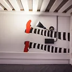 Hipstel